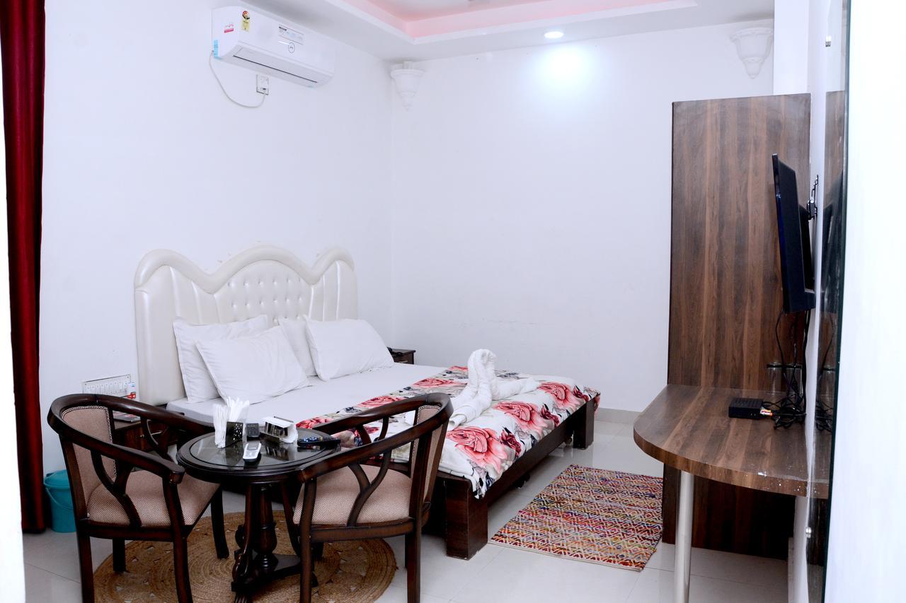 Hotel Pratap Regal Bharatpur Kültér fotó